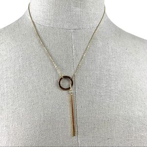 💎 NEW gold plated circle and bar necklace.